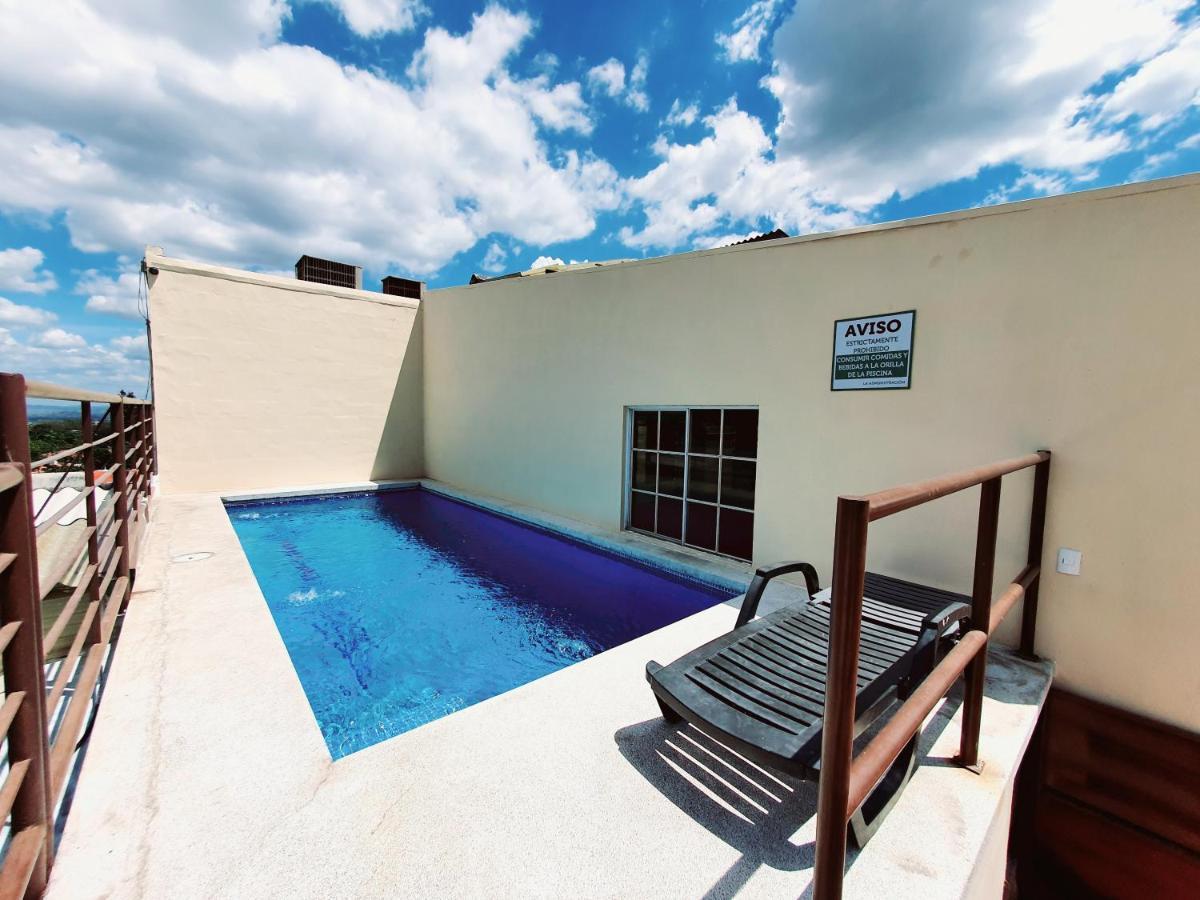 San Benito Flats Wifi 50Mg - 4 Huespedes - Parqueos Apartment San Salvador Ngoại thất bức ảnh
